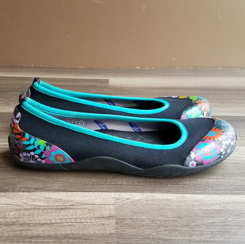 Muck Boots Women's Breezy Ballets Flats